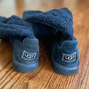 UGG Over the knee Twisted cable knit Boots, size 6